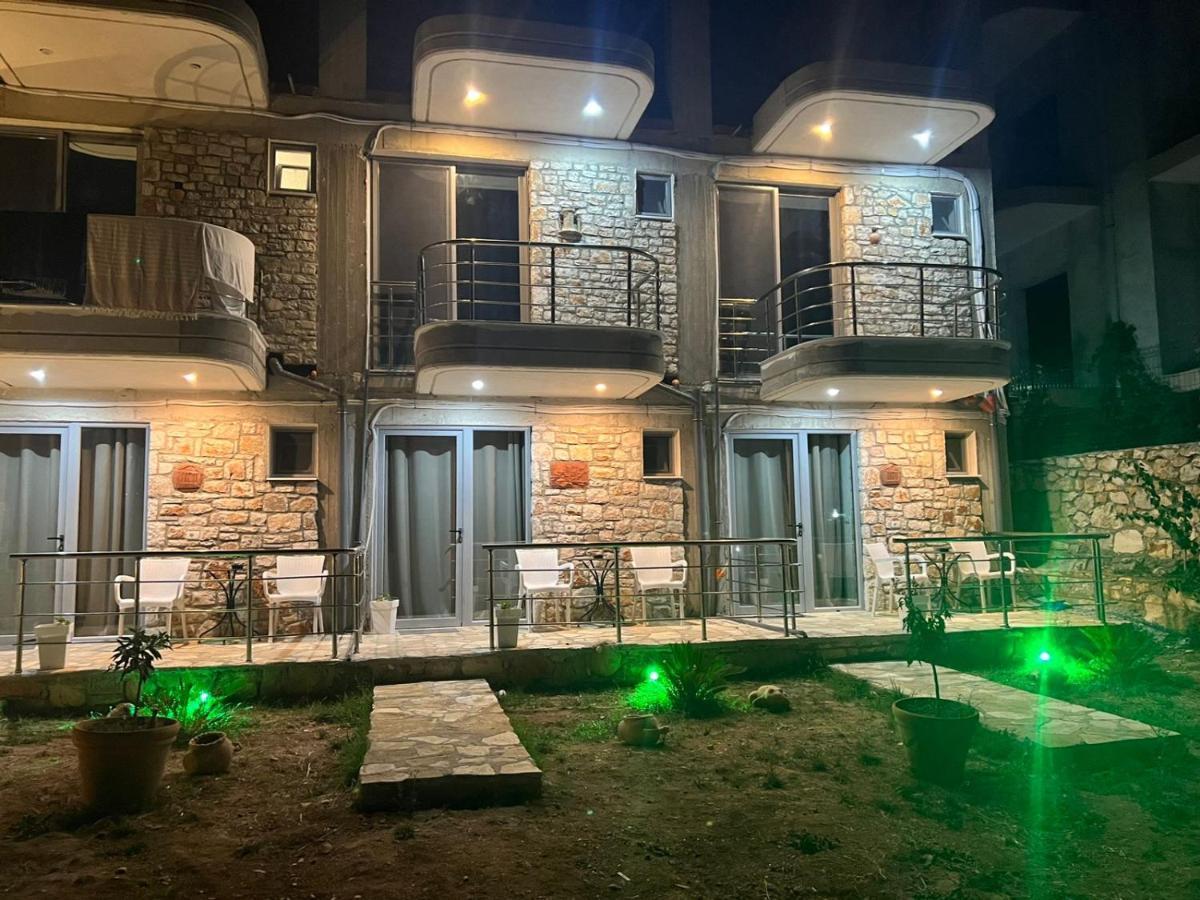 Noah'S Home Himare Buitenkant foto